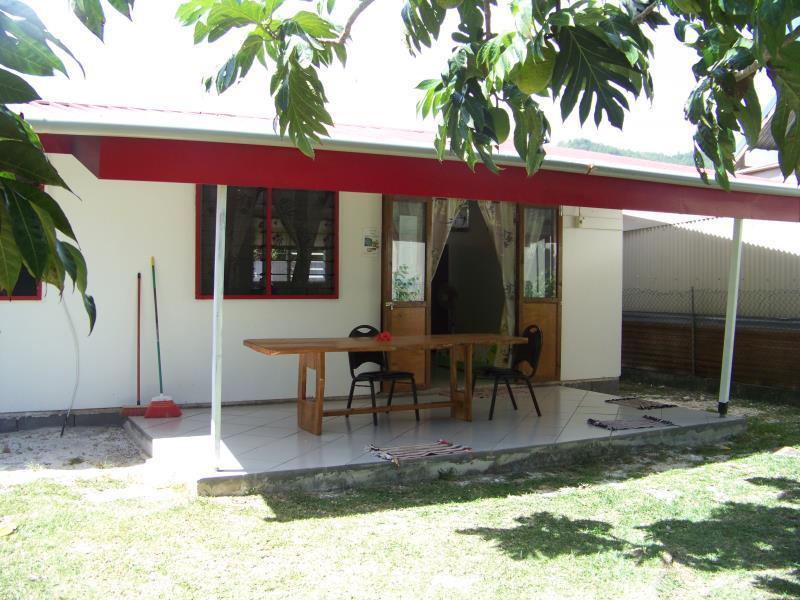 Pension Chalet Tipanier Raiatea Exterior foto